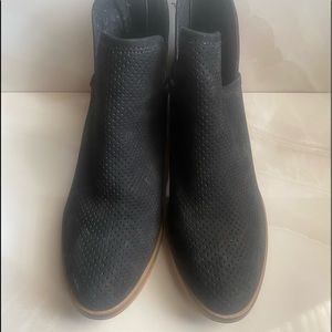 Steve Madden Lancaster Black Suede Cutout Bootie